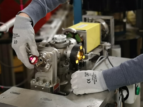 Alinment of beam guidance elements at electron accelerator S-DALINAC